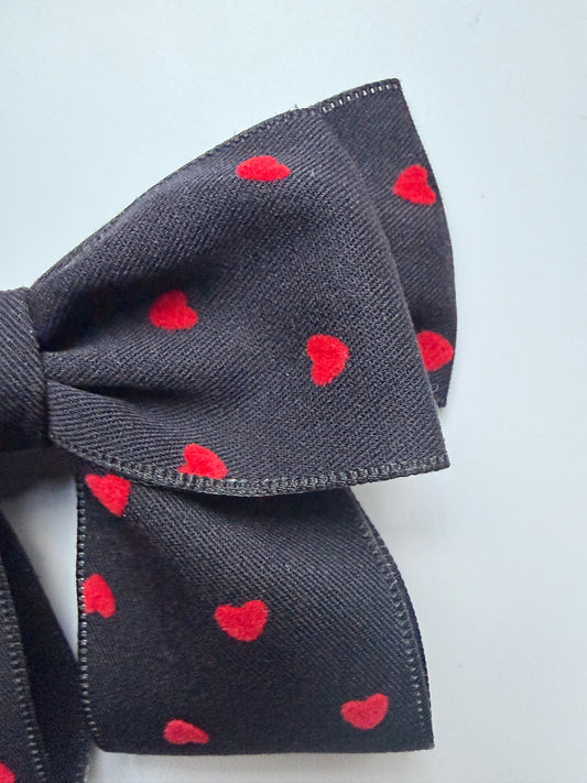 Small Bow Hair Clips - Black Hearts