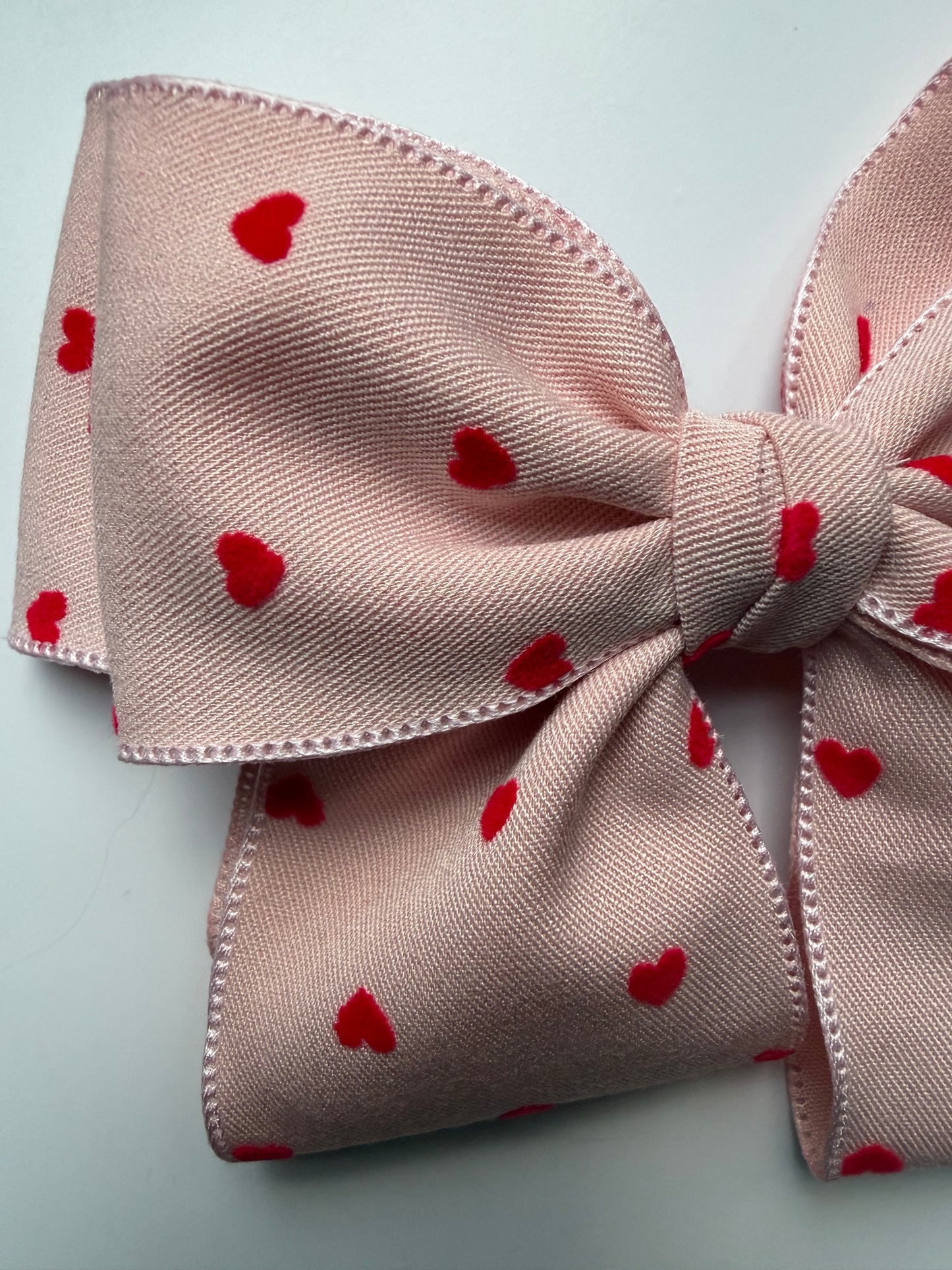 Small Bow Hair Clips - Pink Hearts