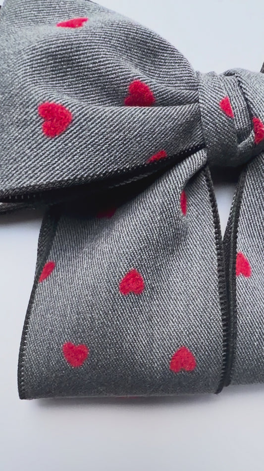 Small Bow Hair Clips - Grey Hearts